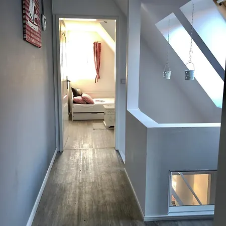 Fischers Meerzeit, Kleines Fischerhaus, Kaminofen, Garten Heiligenhafen